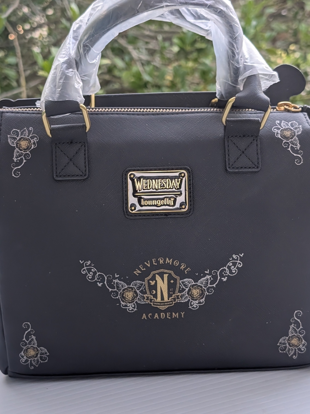 *NWT* Loungefly "Wednesday" Black Typewriter Handbag - Picture 5 of 16